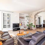 My Casa - Etats Unis 892 - Spacious Flat On Sea Front W Ac Niza