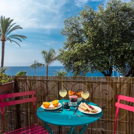 Etats Unis 892 - Spacious Flat On Sea Front Wac Appartamento