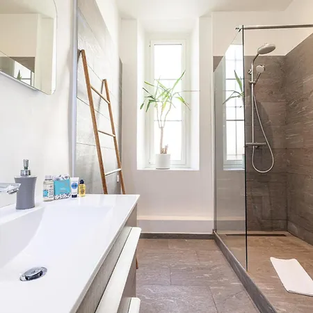 My Casa - Etats Unis 892 - Spacious Flat On Sea Front W Ac ניס